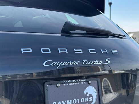 Used 2016 Porsche Cayenne Turbo S image 58