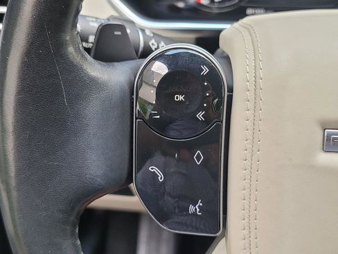 Used 2020 Land Rover Range Rover Long Wheelbase HSE image 37