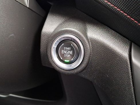 Used 2023 Chevrolet TrailBlazer RS w/ Sun and Liftgate Package image 25