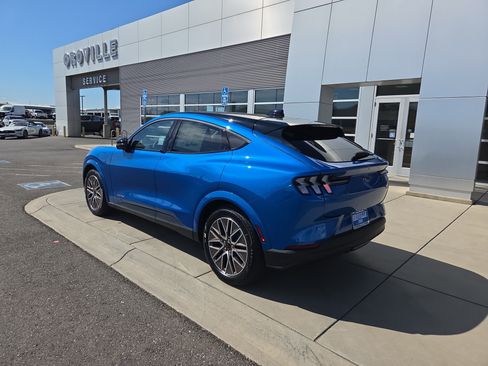 New 2025 Ford Mustang Mach-E Premium image 3