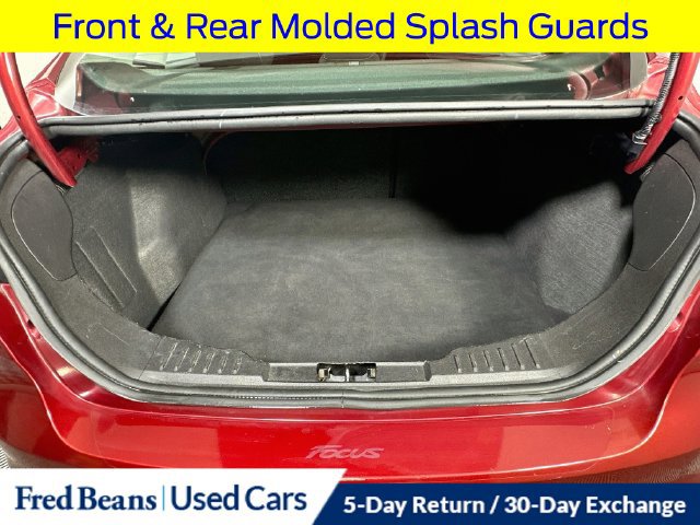 Used 2016 Ford Focus SE w/ SE Power Seat Package FWD image 29