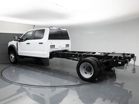 New 2026 Ford F450 XL w/ XL Chrome Package image 4