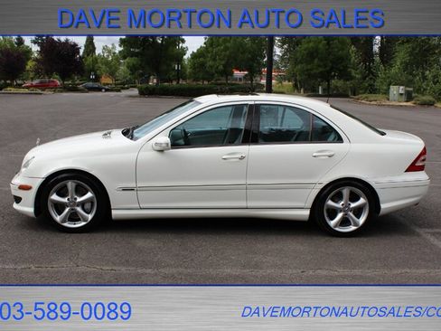Used 2006 Mercedes-Benz C 230 Sedan image 7