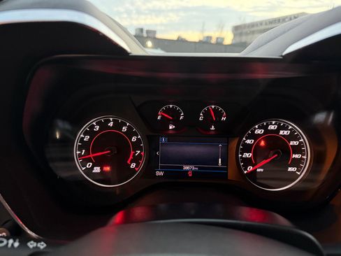 Used 2023 Chevrolet Camaro LT w/ Technology Package image 13