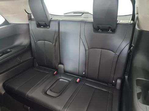 Certified 2026 INFINITI QX60 Luxe w/ Cargo Package AWD/4WD image 21