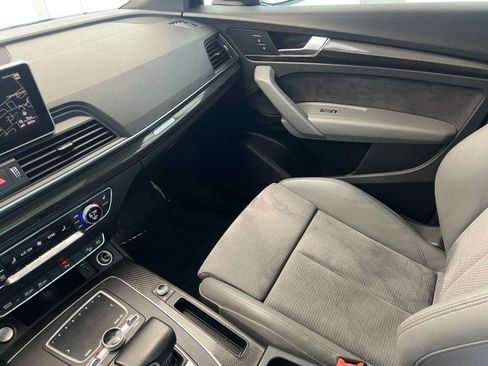 Used 2018 Audi SQ5 Premium Plus w/ Navigation Package AWD/4WD image 21