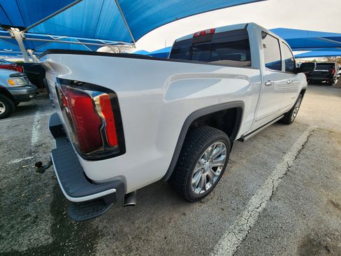 Used 2017 GMC Sierra 1500 Denali w/ Denali Ultimate Package image 4