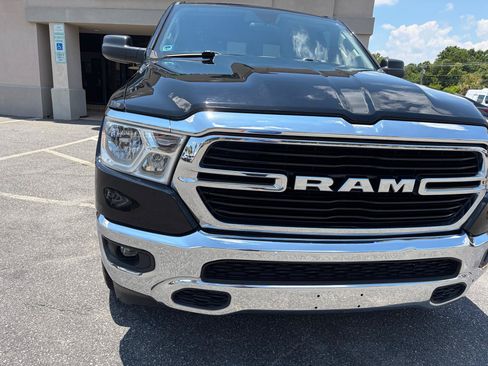 Used 2020 RAM 1500 Big Horn AWD/4WD image 3