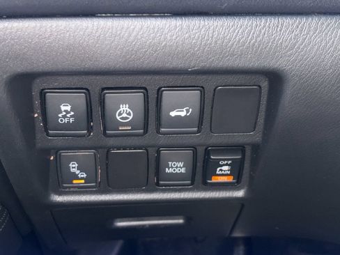 Used 2019 Nissan Pathfinder Platinum w/ Cargo Package FWD image 15