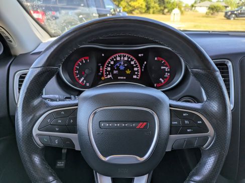 Used 2020 Dodge Durango SXT image 24