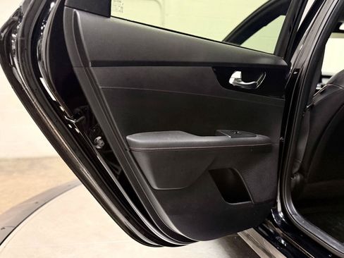 Used 2021 Kia Forte GT FWD image 15