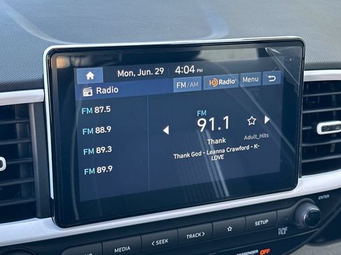 Used 2026 Hyundai Venue SEL FWD image 19