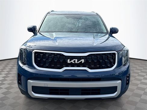 Used 2025 Kia Telluride S image 2