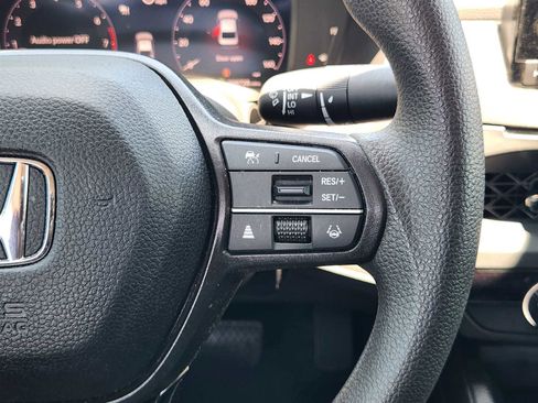 Used 2025 Honda Accord LX image 28