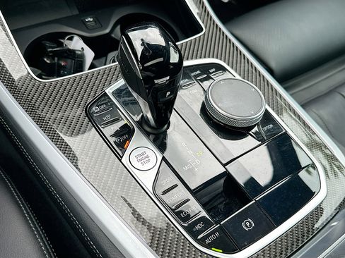 Used 2022 BMW X5 M50i w/ Premium Package image 17