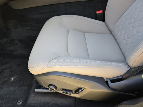 New 2026 Volvo XC60 T8 Plus w/ Protection Package Premier image 28