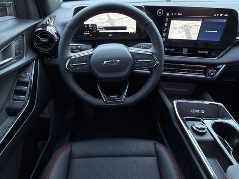 New 2027 Chevrolet Equinox RS w/ Safety and Technology Package FWD image 10