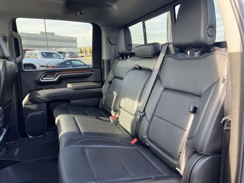 Used 2024 GMC Sierra 3500 Denali w/ Denali Reserve Package image 25