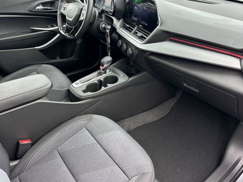 New 2026 Chevrolet Trax RS image 16