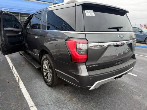 Used 2018 Ford Expedition Max Limited image 14