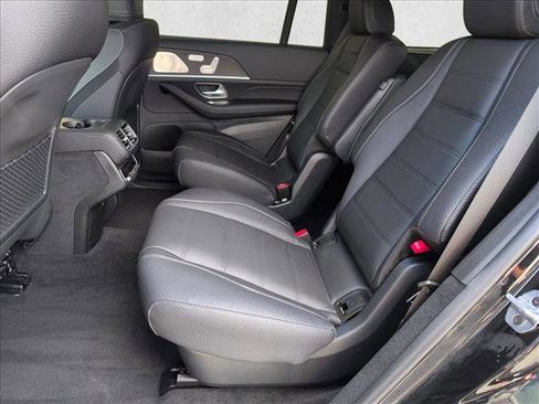 New 2026 Mercedes-Benz GLS 580 4MATIC image 16
