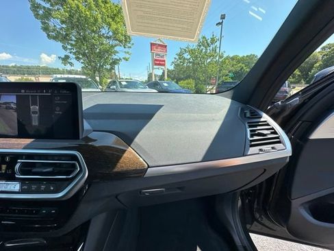 Used 2022 BMW X3 xDrive30i w/ Convenience Package AWD/4WD image 16