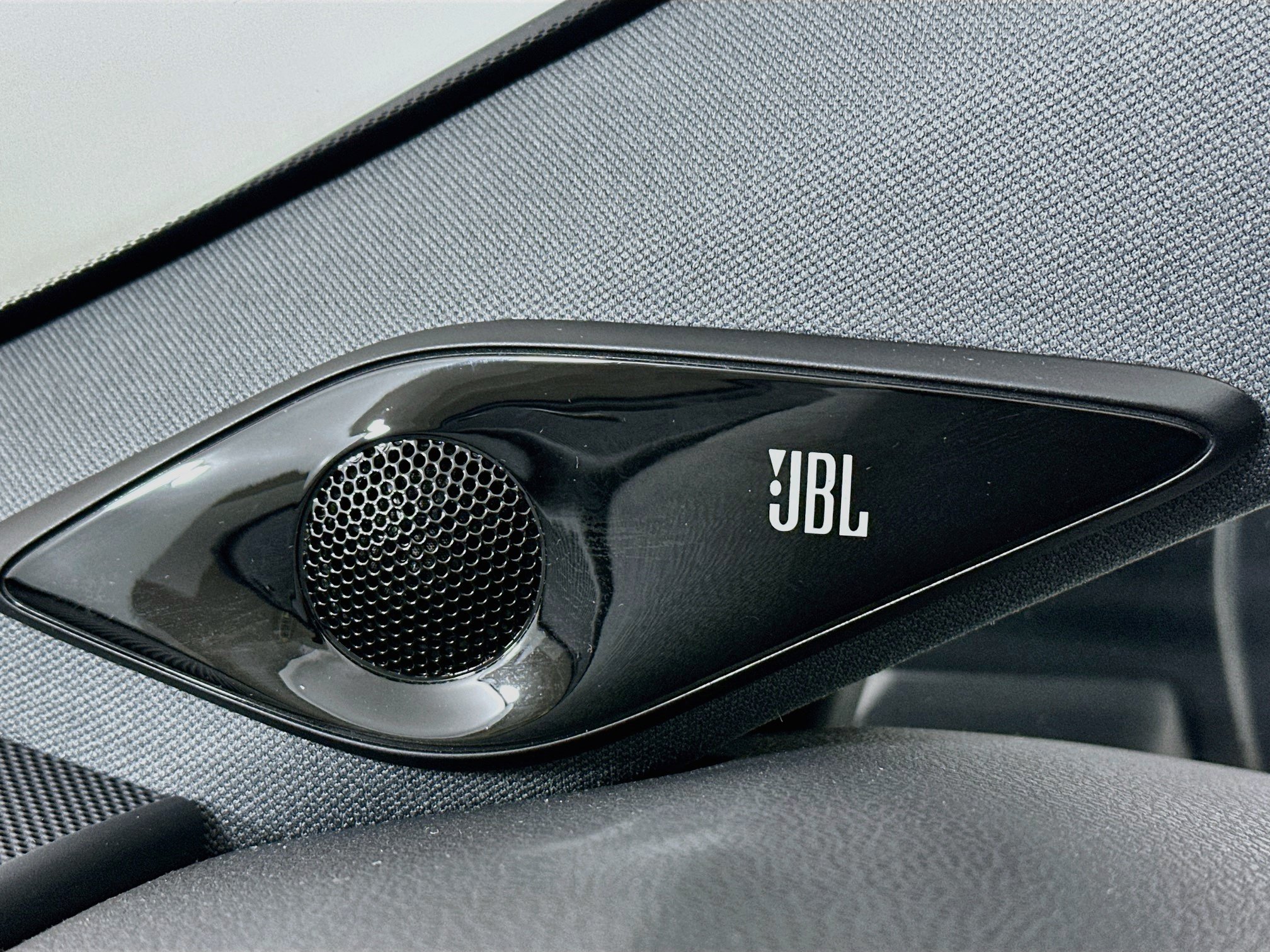 Used 2022 Toyota Avalon Touring w/ Advanced Safety Package FWD image 19
