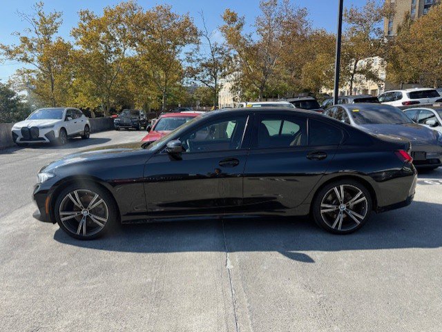 Used 2023 BMW 330i xDrive Sedan w/ Premium Package AWD/4WD image 5