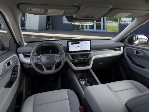New 2026 Ford Explorer Active w/ Active Comfort Package AWD/4WD image 10