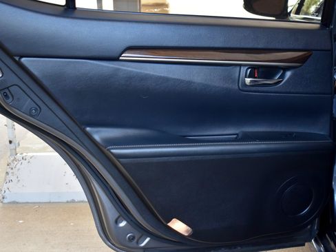 Used 2014 Lexus ES 350 w/ Luxury Package FWD image 33