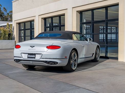 New 2024 Bentley Continental GT image 10