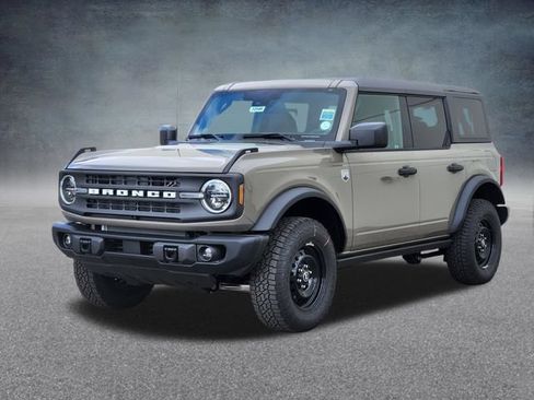 New 2026 Ford Bronco Big Bend w/ Black Diamond Package AWD/4WD image 3