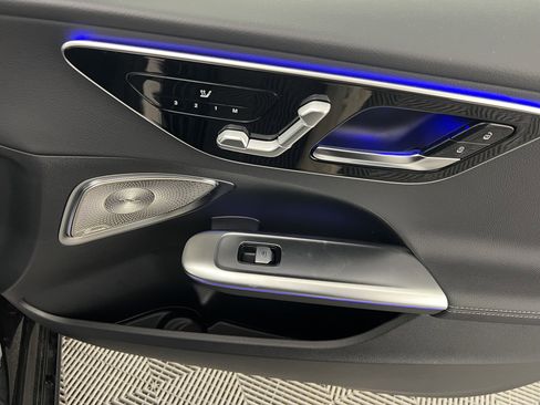 New 2025 Mercedes-Benz C 300 4MATIC Sedan image 25