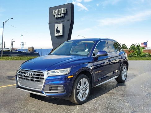 Used 2018 Audi Q5 2.0T Premium Plus w/ Premium Plus Package image 1