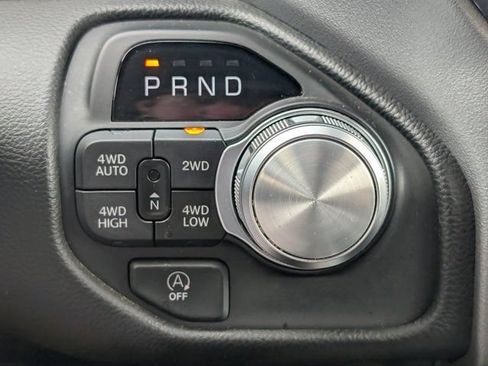 Used 2025 RAM 1500 Laramie AWD/4WD image 21