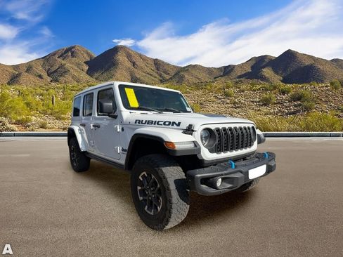 Used 2024 Jeep Wrangler Unlimited Rubicon 4xe AWD/4WD image 4