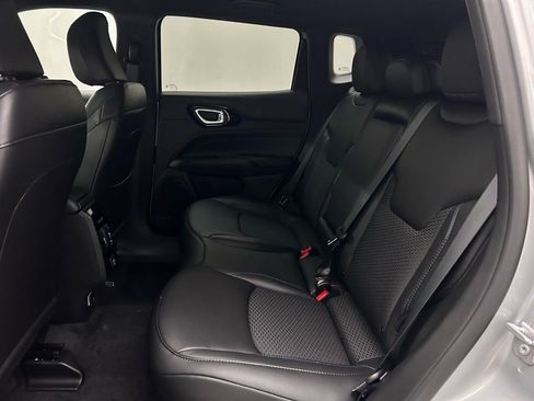 New 2026 Jeep Compass Latitude image 14