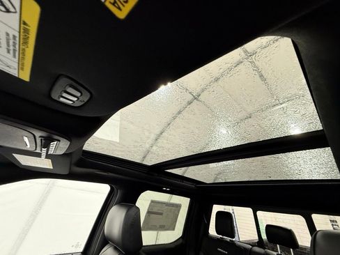 New 2026 Ford F250 Platinum w/ Tremor Off-Road Package image 43