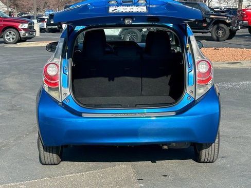Used 2013 Toyota Prius C image 29