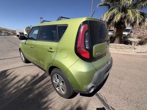 Used 2015 Kia Soul FWD image 3