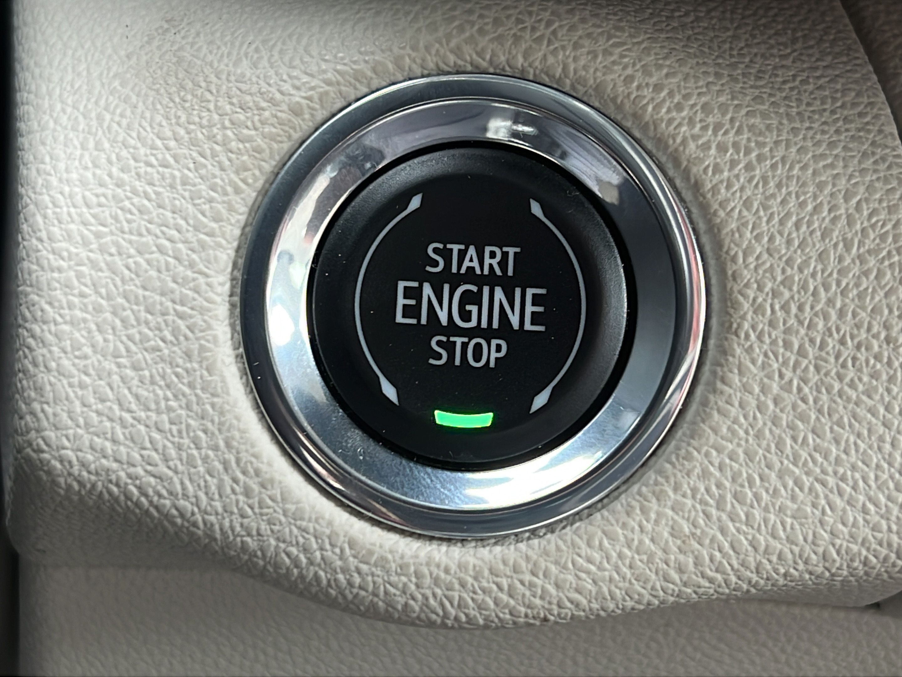Used 2021 Buick Envision Avenir AWD/4WD image 24