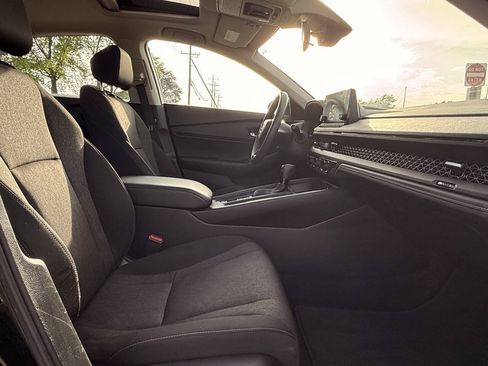 Used 2023 Honda Accord EX image 26