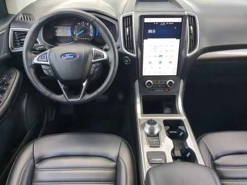 Used 2023 Ford Edge SEL AWD/4WD image 16