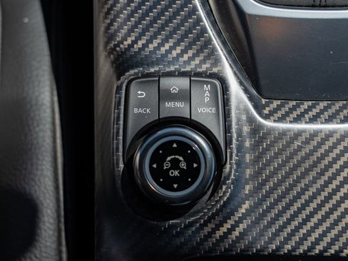 Used 2020 Nissan GT-R Premium w/ Premium Interior Package AWD/4WD image 20