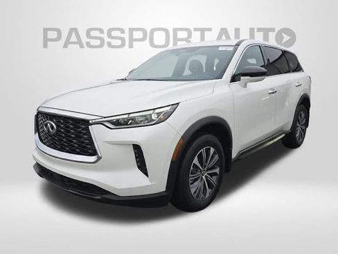 Certified 2025 INFINITI QX60 Pure image 15