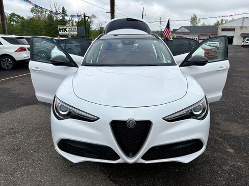 Used 2021 Alfa Romeo Stelvio Ti w/ Nero Edizione AWD/4WD image 10