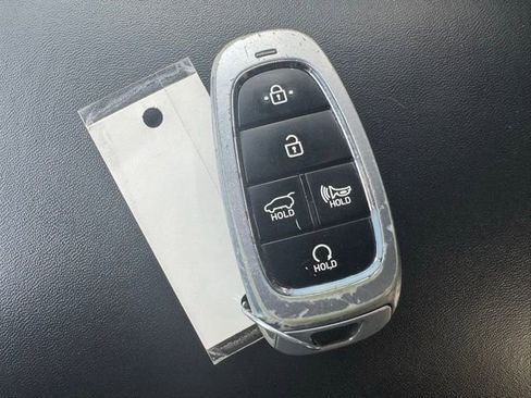 Used 2023 Hyundai Santa Fe SEL image 29