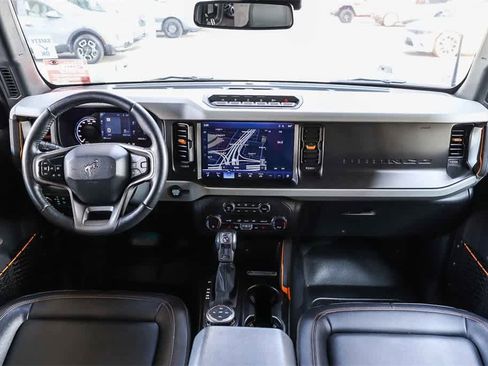 Used 2021 Ford Bronco Badlands image 12