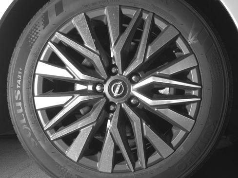 Used 2025 Nissan Altima 2.5 SV image 13