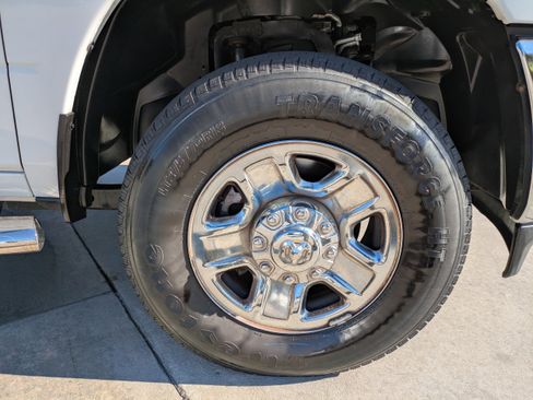 Used 2019 RAM 2500 Tradesman image 9